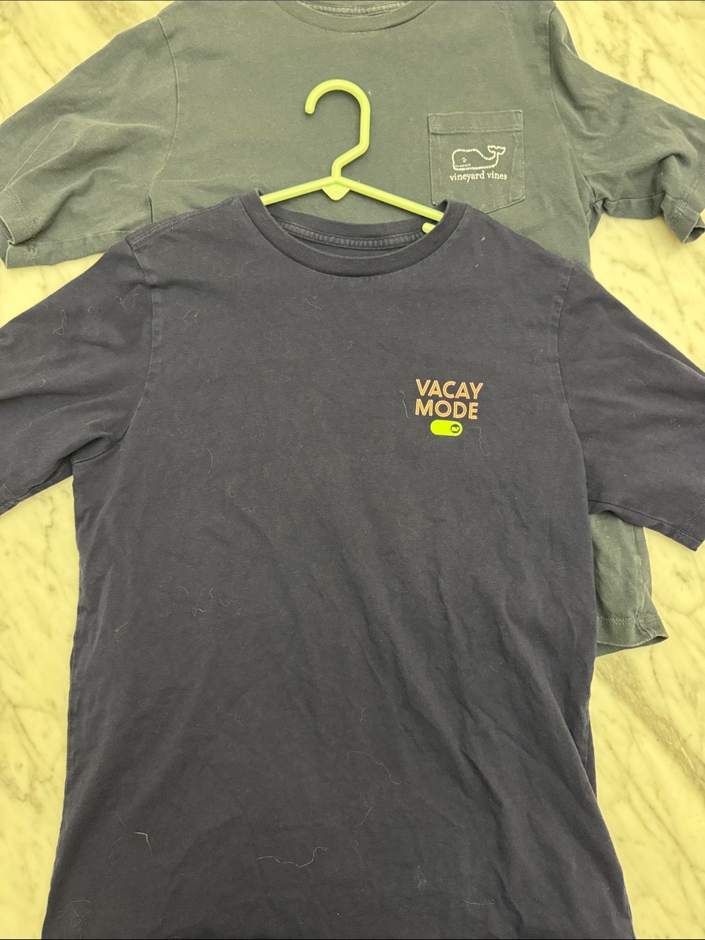 EUC Vineyard Vines Vacay Mode' SHORT SLEEVE T. Size 12-14